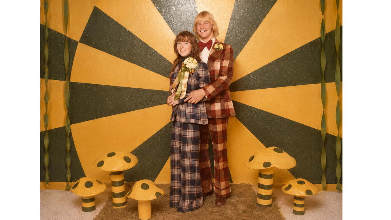 5. Plaid prom outfits with retro confidence